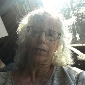 Meet your Posher, Stacey